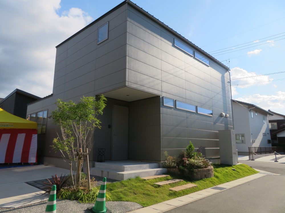 モデルハウス販売見学会を開催しました 注文住宅のr House山口